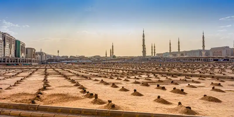 إِنَّا ِلِلَّٰهِ وَإِنَّا إِلَيْهِ رَاجِعُونَ